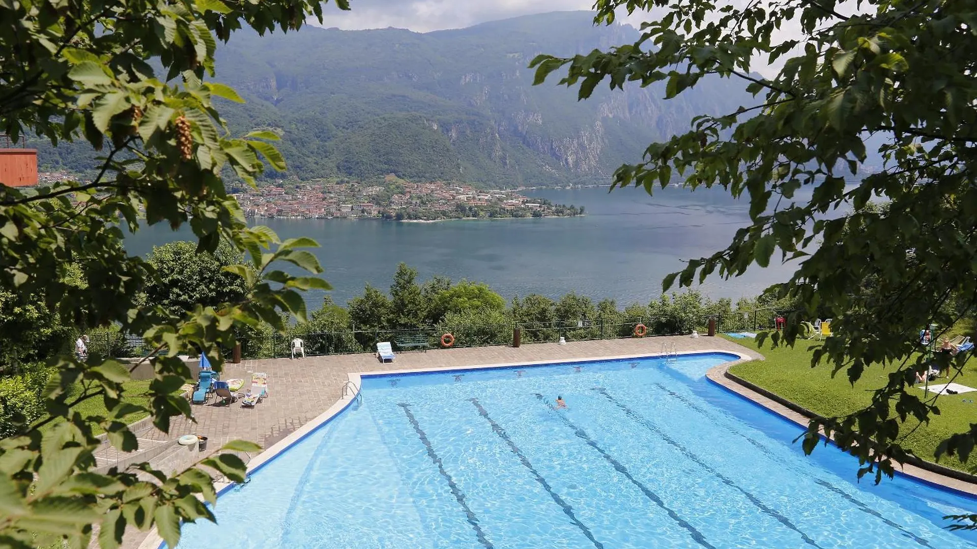 Como Lake Kosmopolitan Valbrona