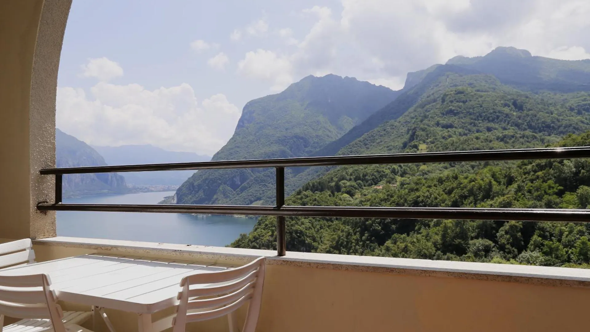 Holiday home Como Lake Kosmopolitan Valbrona